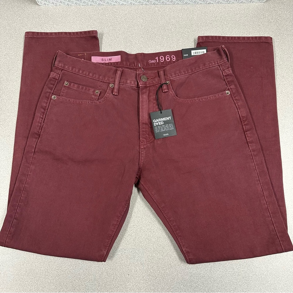 NWT GAP Slim Bedford 31x30 Raspberry Jeans Garment Dyed Denim